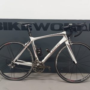 Bicicleta Trek Madone 5.2